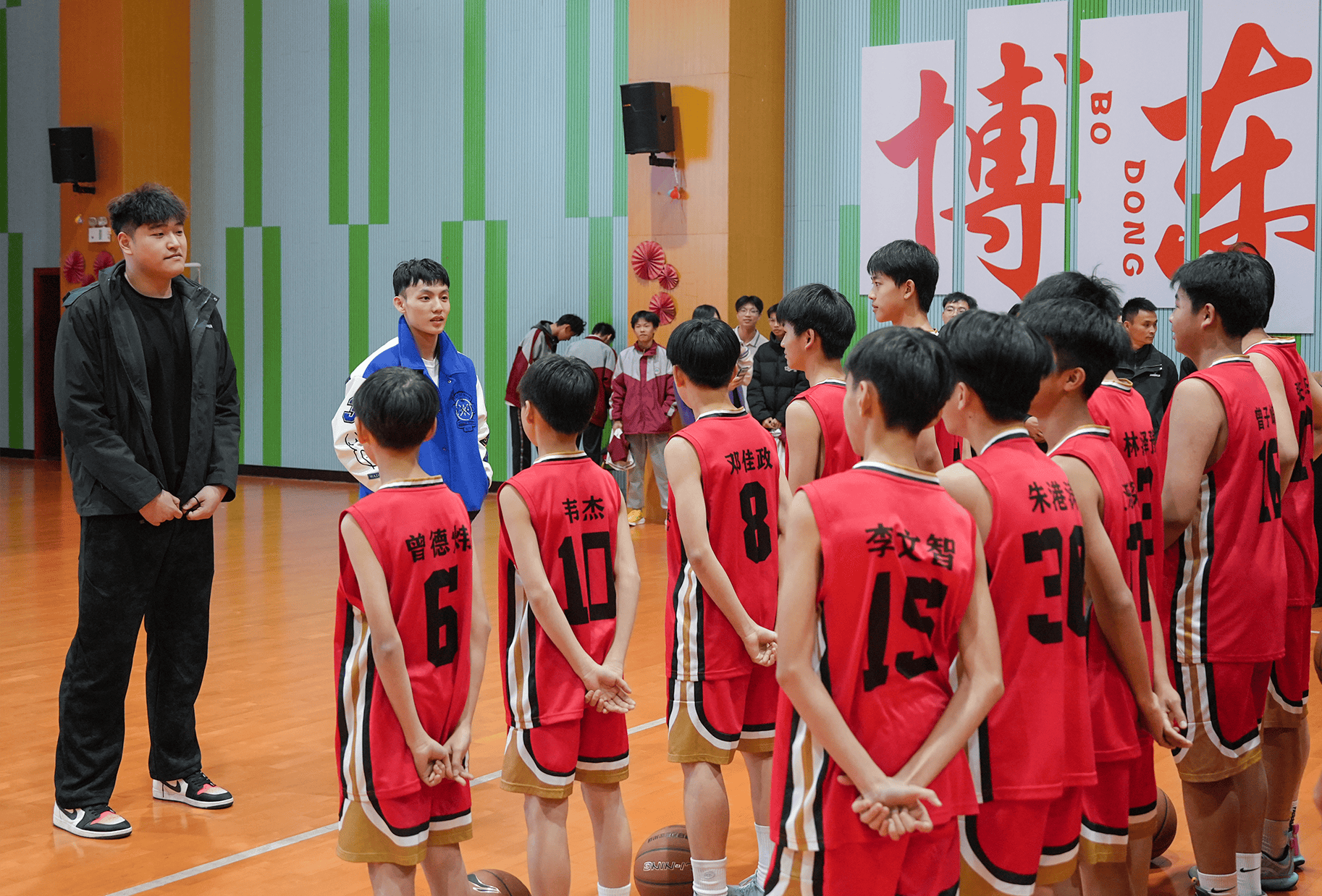 关于特色科技创新赋能，智能篮球装备在青训中广泛应用的信息