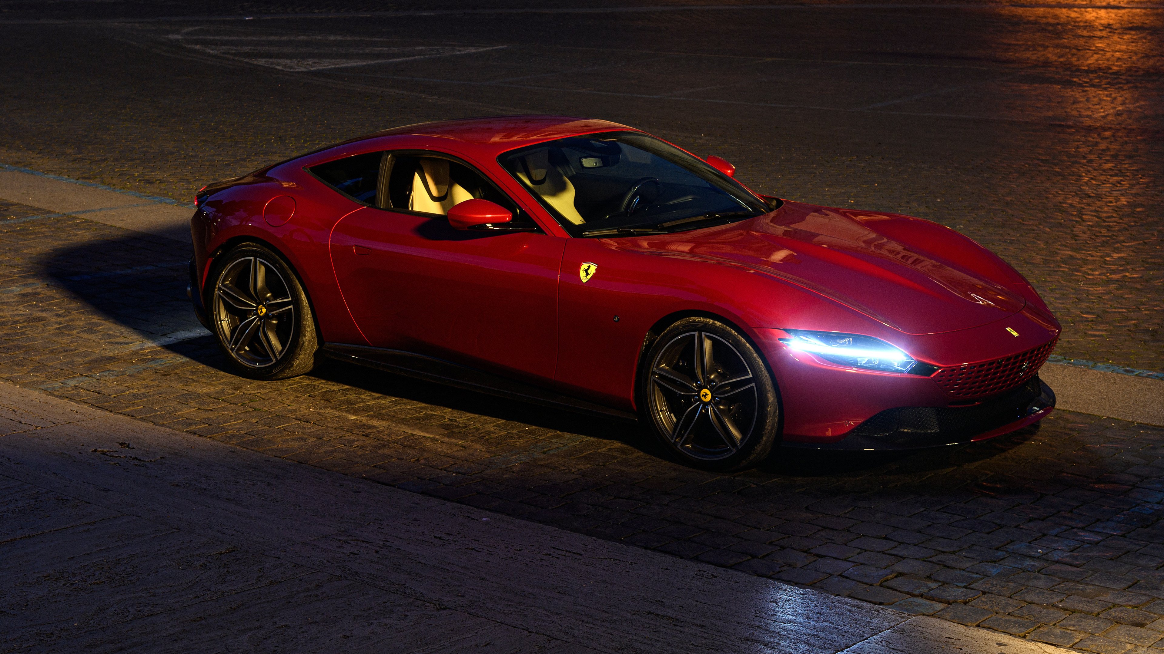 马赛引援火力全开,新增球员立刻成为队内核心,马赛主场球迷